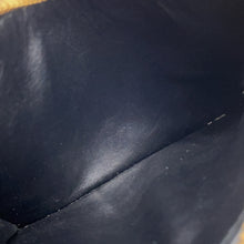 将图像加载到图库查看器中,Bottega Veneta Cassette Maxi Intrecciato Fragment Case Black681010 Leather