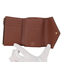 将图像加载到图库查看器中,LOUIS VUITTON Portefeuille Victorine BrownM62472 Monogram