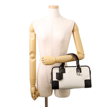 将图像加载到图库查看器中,LOEWE Amazona Limited Edition White/Black35279A03PL Leather Size 28