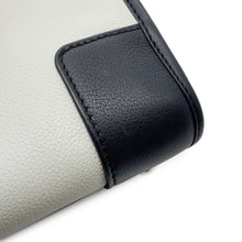将图像加载到图库查看器中,LOEWE Amazona Limited Edition White/Black35279A03PL Leather Size 28