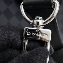 Load image into Gallery viewer, LOUIS VUITTON Port Documan Voyajaj NoirN40445 Damier Graphite
