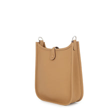 Load image into Gallery viewer, HERMES Evelyne Short Biscuit Taurillon Clemence Size TPM