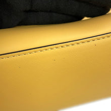 将图像加载到图库查看器中,Givenchy Antigona Soft YellowBB50F2B0WD-741 Calf Leather Size Medium
