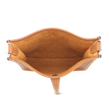 Load image into Gallery viewer, HERMES Evelyne3 Gold Taurillon Clemence Size 23