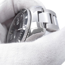 Load image into Gallery viewer, LONGINES Hydro Conquest W39mm Stainless Steel Black DialL3.741.4.56.6