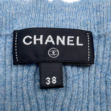 Load image into Gallery viewer, CHANEL CC Logo Short-Sleeve Ribbed Knit Sweater Size 38 BlueP79244 Cotton 98% Polyamide 1% Polyurethane 1%
