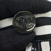 Load image into Gallery viewer, CHANEL Coco Beach Striped Bottom Pants Size 36 Black/WhiteP76233 98% Cotton, 2% Elestain