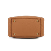 Load image into Gallery viewer, HERMES Lindy Gold Taurillon Clemence Size Mini