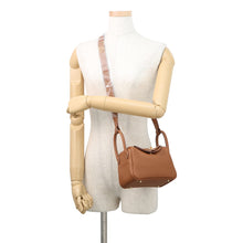 Load image into Gallery viewer, HERMES Lindy Gold Taurillon Clemence Size Mini