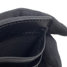 将图像加载到图库查看器中,BURBERRY Fragment case Black Leather