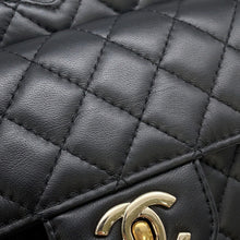 Load image into Gallery viewer, CHANEL Matelasse Heart Shape Chain Shoulder Black BlackAS3191 Lambskin
