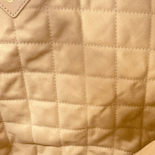 将图像加载到图库查看器中,CHANEL CHANEL22 ChainShoulder Bag WhiteAS3260 Shiny Calf Leather Size Small