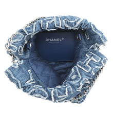 将图像加载到图库查看器中,CHANEL CHANEL22 ChainShoulder Bag BlueAS3980 Denim Size Mini