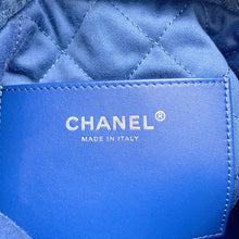 将图像加载到图库查看器中,CHANEL CHANEL22 ChainShoulder Bag BlueAS3980 Denim Size Mini