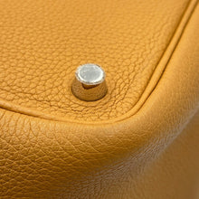 Load image into Gallery viewer, HERMES Picotin Lock Sesame Taurillon Clemence Size PM