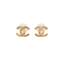将图像加载到图库查看器中,CHANEL CC Logo CC Mark Stud Quilted Earrings GoldABH240 B23662 Gold Plated