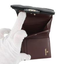 将图像加载到图库查看器中,CHANEL Matelasse Small Flap Wallet BlackAP0229 B10583 C3906 Caviar Leather