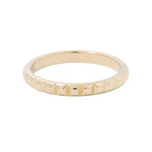Load image into Gallery viewer, Boucheron Quatre Clou de Paris Ring Size Medium/58/#18JAL00008 18K Yellow Gold