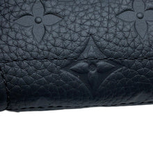 Load image into Gallery viewer, LOUIS VUITTON Soul Trunk Shoulder Bag NoirM13871 Taurillon・Monogram