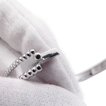 Load image into Gallery viewer, Van Cleef & Arpels Perlée Senior Tulle Bracelet Size Medium/MVCARP3K800 18K White Gold