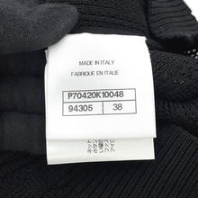 Load image into Gallery viewer, CHANEL CC Logo Button Rib Knit Vest Top Size 38 BlackP70420-K10048-94305 Cotton98% Polyurethane1% Polyamide1%