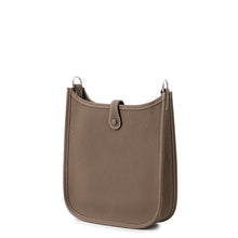 Load image into Gallery viewer, HERMES Evelyne Long Etoupe/Blue Indigo Taurillon Clemence Size TPM
