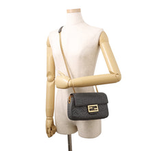 将图像加载到图库查看器中,FENDI Baguette Chain Midi Shoulder Bag Dark Gray8BR793AH9CF1IV7 Leather