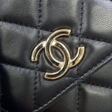 Load image into Gallery viewer, CHANEL Matelasse ChainShoulder phone case Black Lambskin