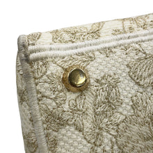 Load image into Gallery viewer, Dior Lady D-Lite 2WAY Bag White/GoldM0565OESV_M01E Canvas Size Medium