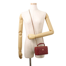 将图像加载到图库查看器中,CHANEL Matelasse 2-way Shoulder Vanity RedAP2199 Lambskin