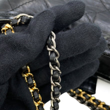将图像加载到图库查看器中,CHANEL Gabriel de CHANEL ChainShoulder Bag BlackA91810-Y61477-94305 Aged Calf Leather Size Small