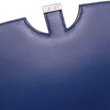 Load image into Gallery viewer, HERMES 2002 Shoulder Bag Blue Brighton Evercolor Size 20