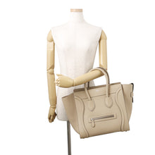Load image into Gallery viewer, CELINE Luggage shopper Beige Leather Size Mini