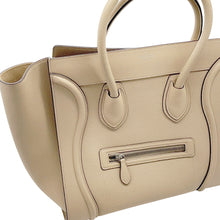 Load image into Gallery viewer, CELINE Luggage shopper Beige Leather Size Mini