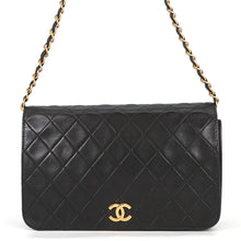 将图像加载到图库查看器中,CHANEL Matelasse Push Lock ChainShoulder Bag Black Lambskin