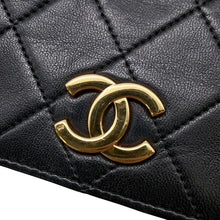 将图像加载到图库查看器中,CHANEL Matelasse Push Lock ChainShoulder Bag Black Lambskin
