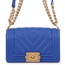 Load image into Gallery viewer, CHANEL Chevron Boy Chanel ChainShoulder BlueA67085 Lambskin Size Small
