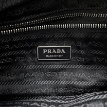 将图像加载到图库查看器中,PRADA Flower motif 2-way tote bag Black/Red Nylon Leather