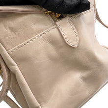 将图像加载到图库查看器中,PRADA Softlux Handbag Beige Leather