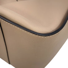 Load image into Gallery viewer, LOEWE Hammock Shoulder Bag Beige387.30.S35 Leather Size Small