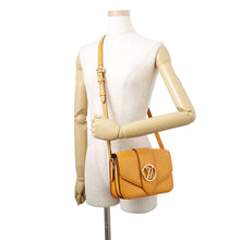 Load image into Gallery viewer, LOUIS VUITTON LV Pont Neuf Summer GoldM55946 Smooth Cowhide Leather