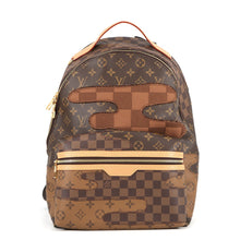 Load image into Gallery viewer, LOUIS VUITTON Discovery・ Backpack NIGO BrownM26130 Monogram・Landscape Size PM