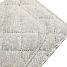将图像加载到图库查看器中,CHANEL Matelasse Chain wallet WhiteAP3709 Caviar Leather