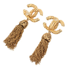 Load image into Gallery viewer, CHANEL Fringe CC Logo Earring Gold Gold Plated