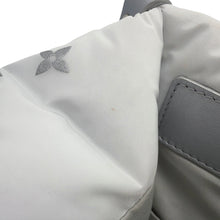 Load image into Gallery viewer, LOUIS VUITTON LV SKI Onthego FrostM11847 Monogram・Nylon Size MM