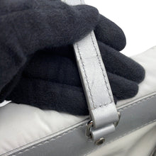 Load image into Gallery viewer, LOUIS VUITTON LV SKI Onthego FrostM11847 Monogram・Nylon Size MM