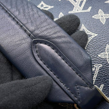 将图像加载到图库查看器中,LOUIS VUITTON SteamerBackpack EncreM54126 Monogram / Savannah