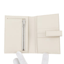 Load image into Gallery viewer, HERMES H Bassan Compact Craie Epsom