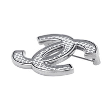 Load image into Gallery viewer, CHANEL Clover Pattern CC Logo Brooch Silver/BlackABD399-B16775-NY365 Metal