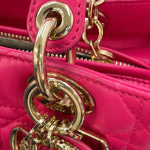 将图像加载到图库查看器中,Dior Lady Dior Pink Leather Size Medium